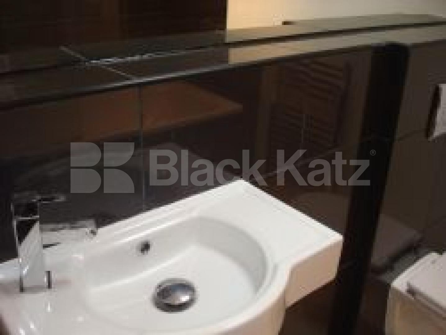 			MUST SEE !!!!!!!, 1 Bedroom, 1 bath, 1 reception House			 St Johns Way, Archway